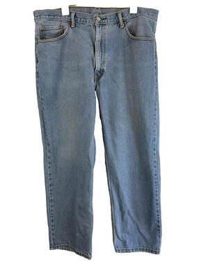 Levis 550 Men’s Size 40x30 Medium Wash Blue Denim Jeans Relaxed Fit 100% Cotton